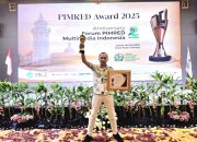 Pimpinan Redaksi PRONews5.com Adrianus R. Pusungunaung Raih PIMRED Award 2025 di Serang
