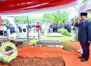 Prabowo Pimpin Pemakaman Kenegaraan Try Sutrisno di TMP Kalibata
